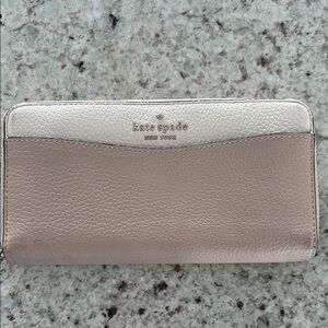 Kate Spade Cream and Tan Women's Wallet